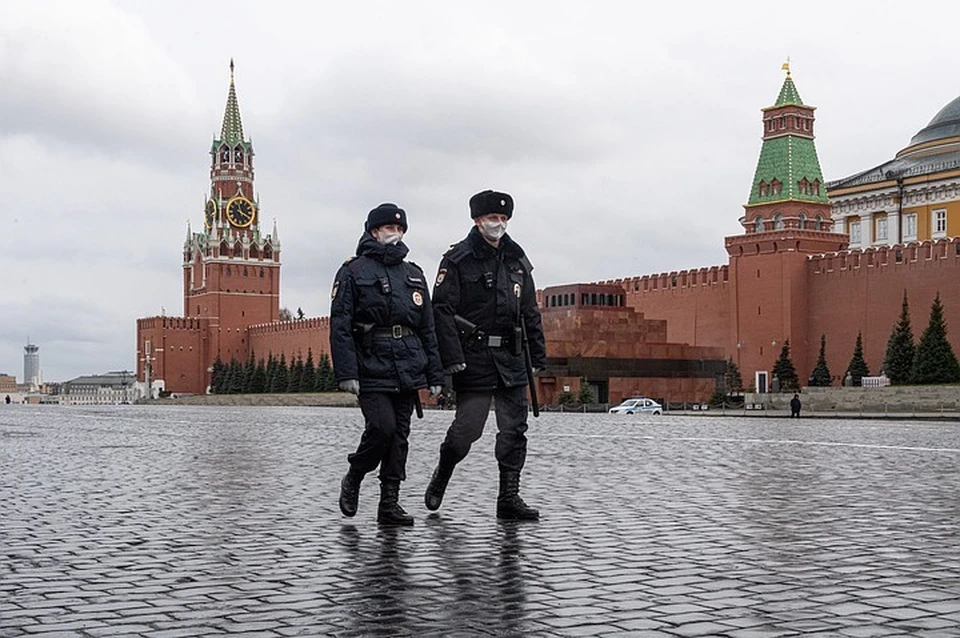 Режим спецпропусков для пешеходов на территории российской столицы во время ограничительных мероприятий из-за коронавируса вводить пока что не планируют.