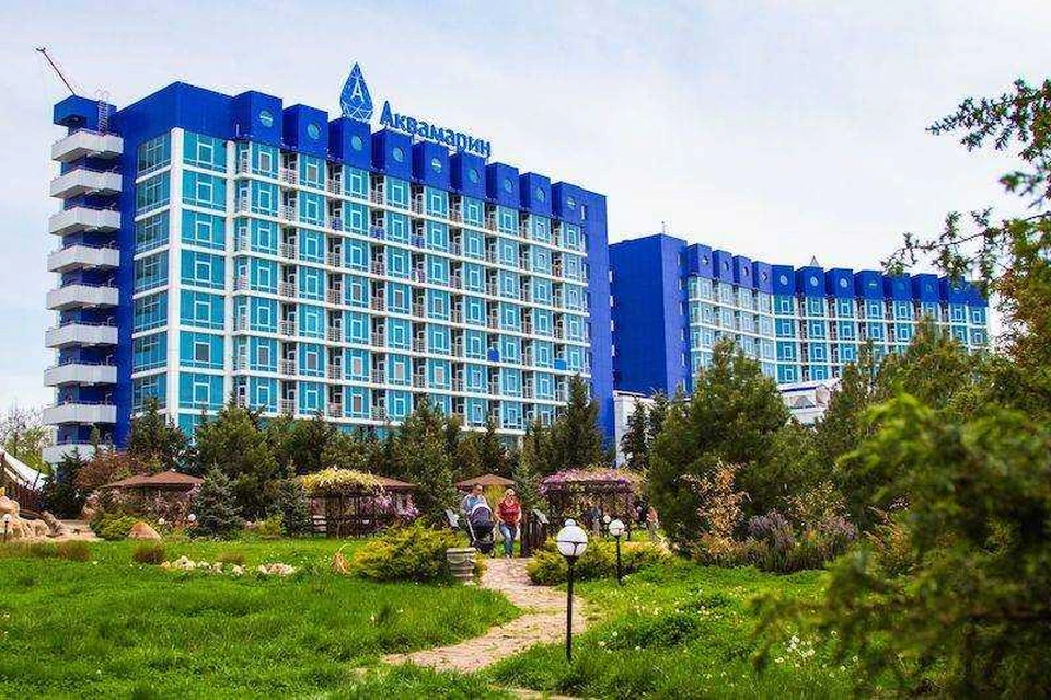 Сайт отеля севастополь. Севастополь ртельаквамврин. Aquamarine Resort Севастополь. Севастополь апартаменты Аквамарин.