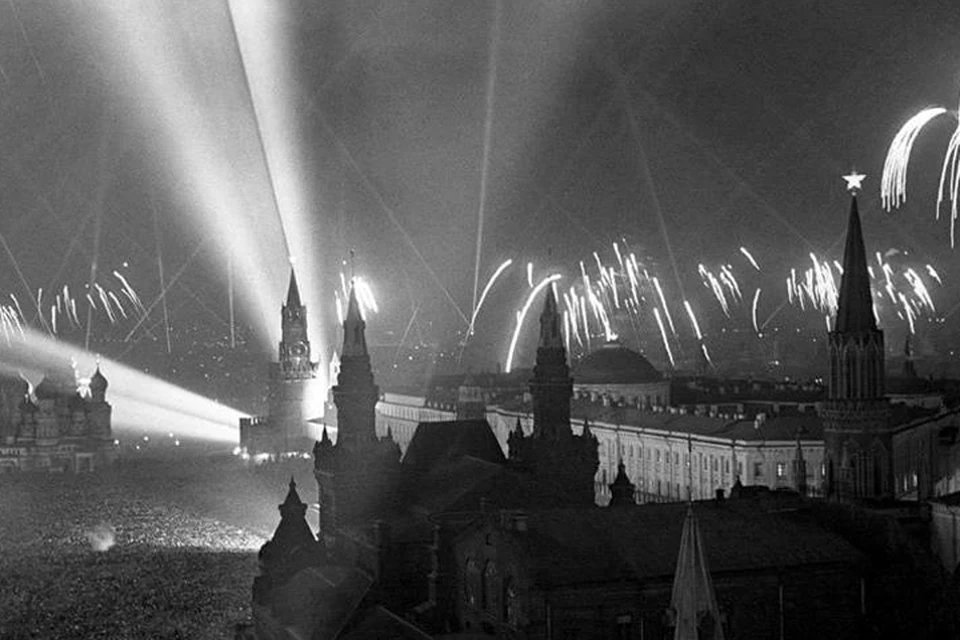 Подборку оцифрованных архивных фотографий послевоенной Москвы подготовили к празднованию 75-летия Победы