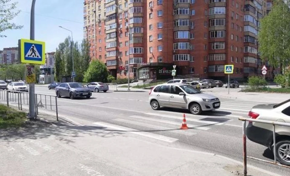 Пешеходный переход Тюмень. Сбили ребёнка на пешеходном в Тюмени. Перекрестки Тюмени фото. Перекресток Николая Федорова и Широтная.