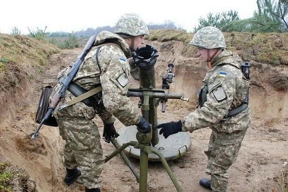 Украинские вояки не собираются оставлять свои позиции, с которых обстреливают жителей Донбасса. Фото: Пресс-центр штаба ООС