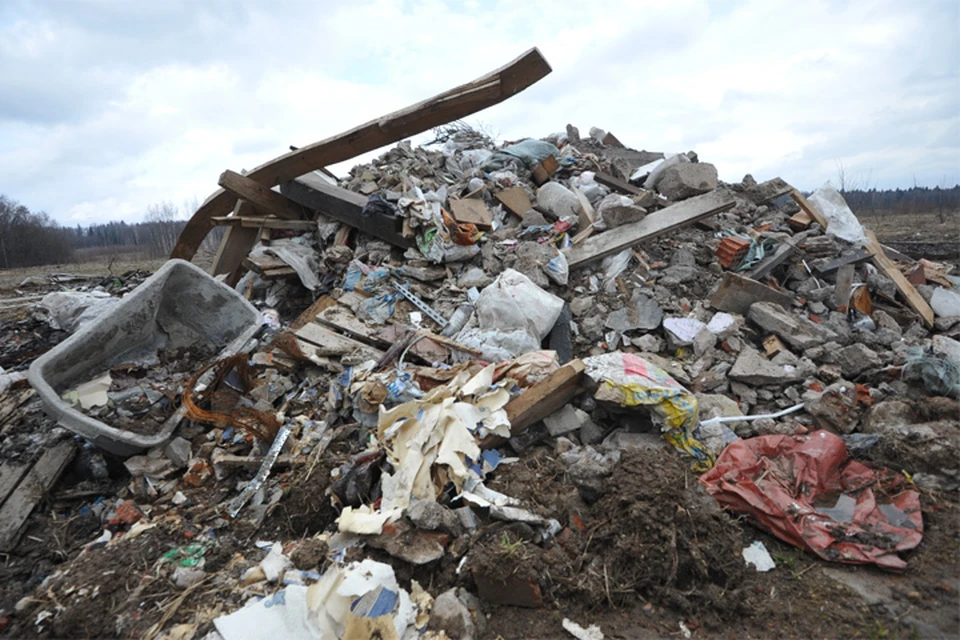 Нижегородцы стали чаще выбрасывать строительный мусор и автопокрышки на контейнерные площадки