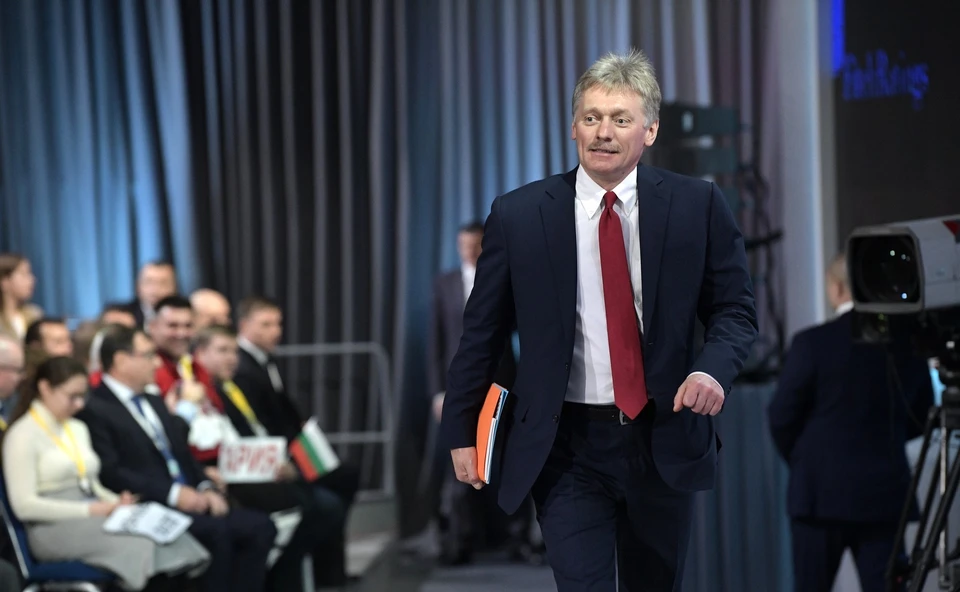 Дмитрий Песков рассказал журналистам, что ещё лечится от коронавируса