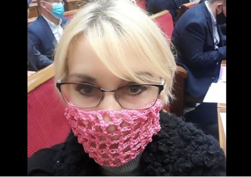 Депутат объяснила появление в парламенте в таком виде