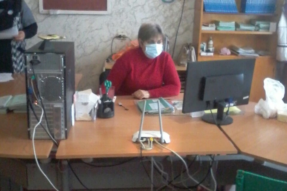 В луганских школах учителя общаются с учащимися в дистанционном режиме. Фото: minobr.su