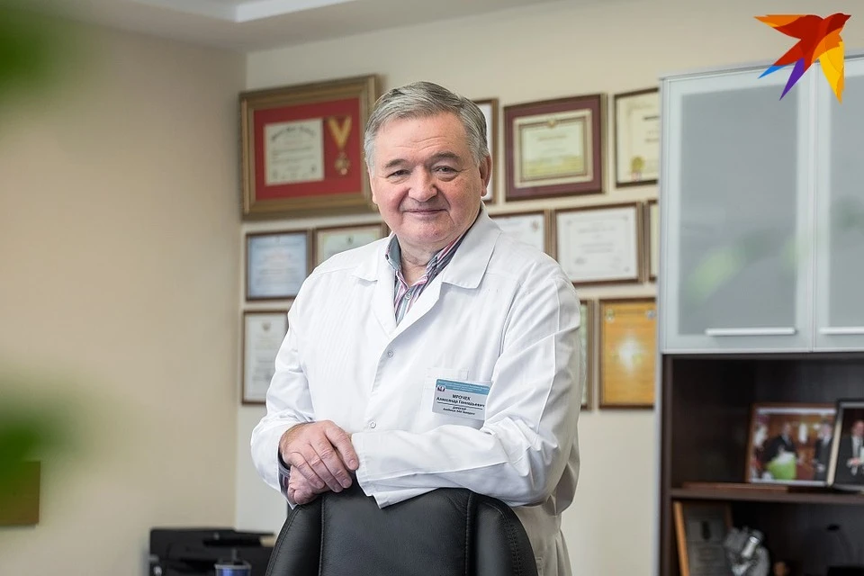 Главный кардиолог Минздрава Беларуси Александр Мрочек: Смертность от COVID-19 у нас низкая, возможно, потому что в 2003 году белорусы массово переболели атипичными пневмониями.
