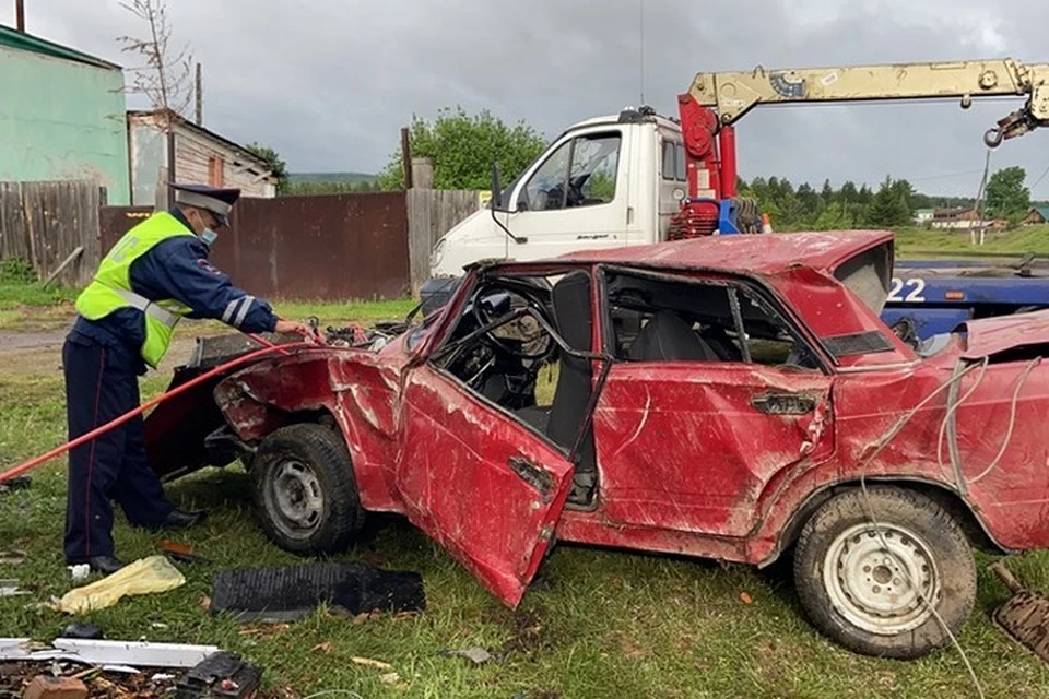 Дтп поселок. Авария в 13 борцах Красноярского. Красноярский край ДТП за последние сутки.