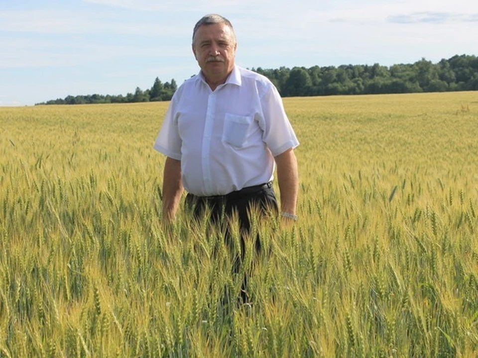 В Смоленске увековечат память главы Холм-Жирковского района. Фото: smolensk.er.ru.