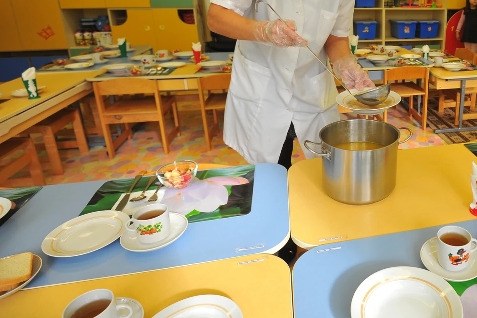 Источником финансирования будет городской бюджет. Деньги будут поступать с 1 сентября.