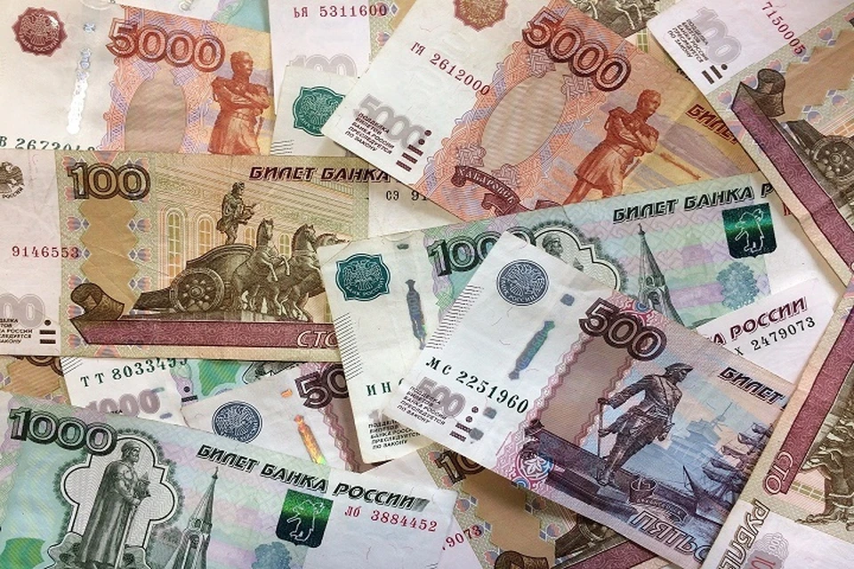 Югорчанка украла у невнимательного знакомого 200 тысяч рублей