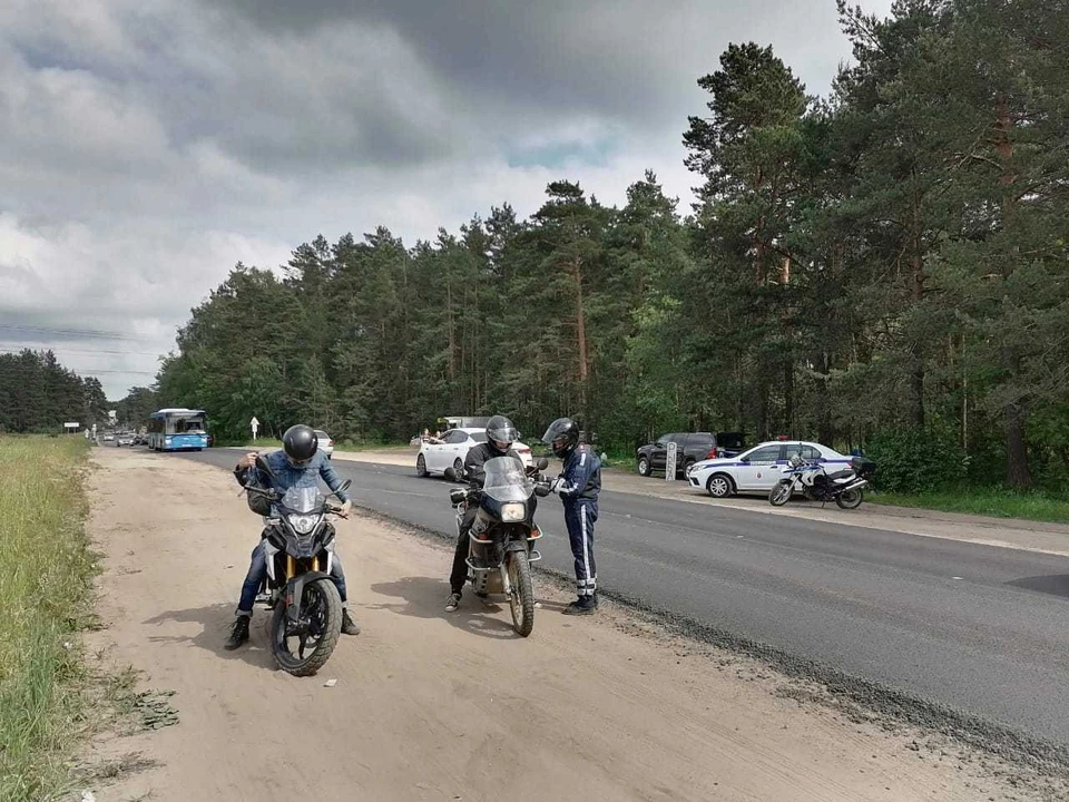 Госавтоинспекторы провели проверки на дорогах Фото: УГИБДД России по Тверской области