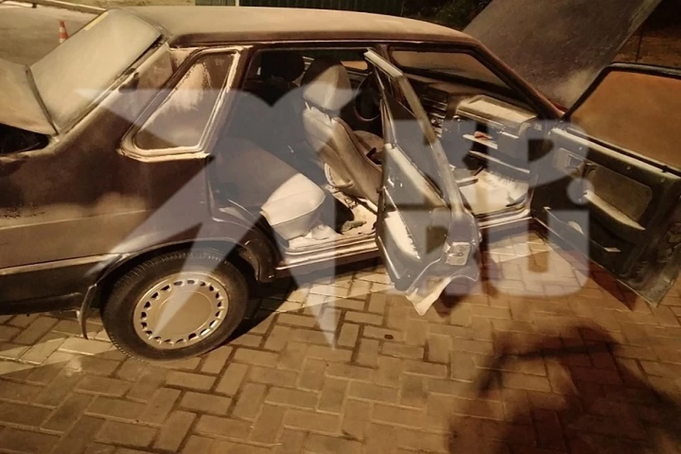 ЧП случилось после заправки автомобиля ВАЗ 21099 газовой смесью.Фото: источник КП
