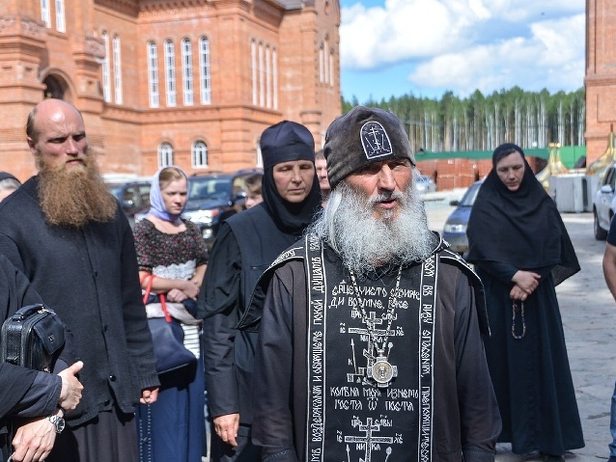 «Простите меня все»: опальный отец Сергий захвативший женский монастырь  признался в уголовном прошлом - KP.RU