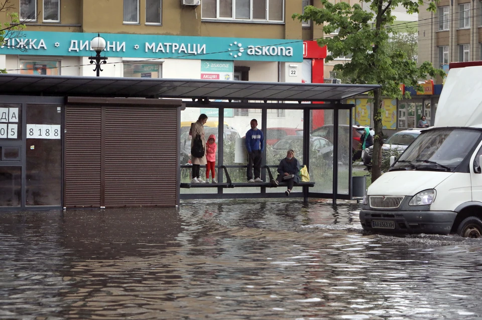 Ущерб от наводнений в Ивано-Франковкой и Закарпатской областях Украины предварительно оценили в $24 млн