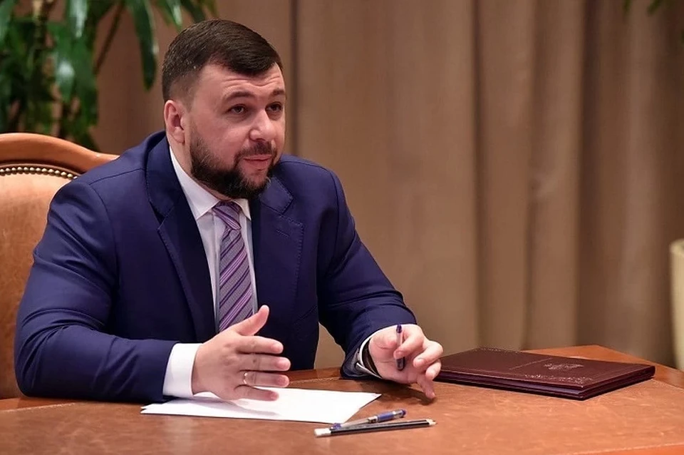 Глава ДНР поздравил жителей, проголосовавших по поправкам в конституцию России. Фото: Сайт Главы Республики