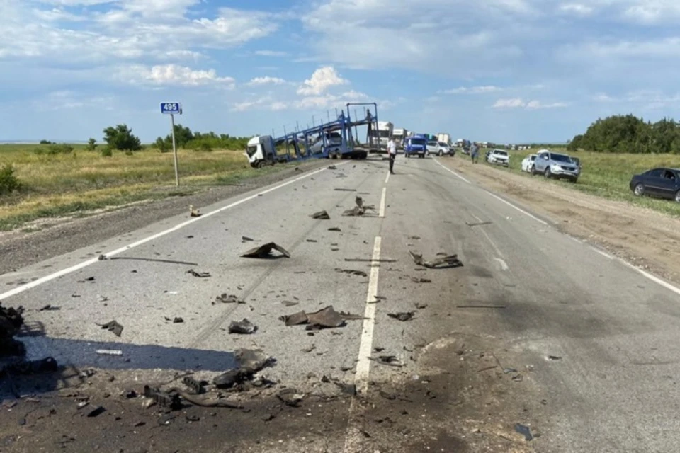 Движение по трассе некоторое время было затруднено. Фото: ГУ МВД по Волгоградской области