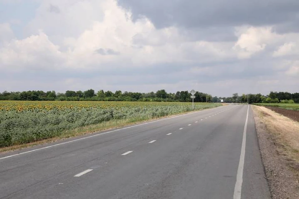 Дорога в Крыловском районе Кубани. Фото администрации КК