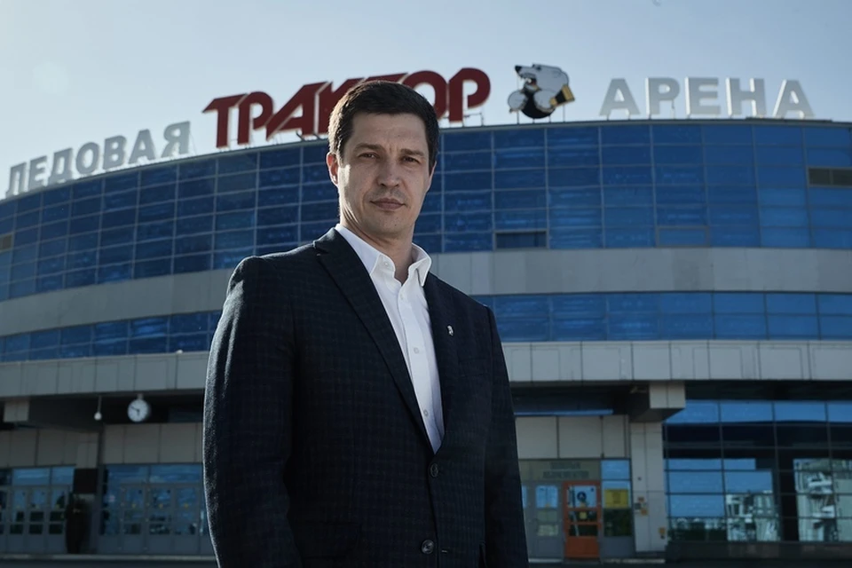 Челябинск далеко от Хабаровска, но Иван Савин решил подержать товарища. Фото: ХК «Трактор»