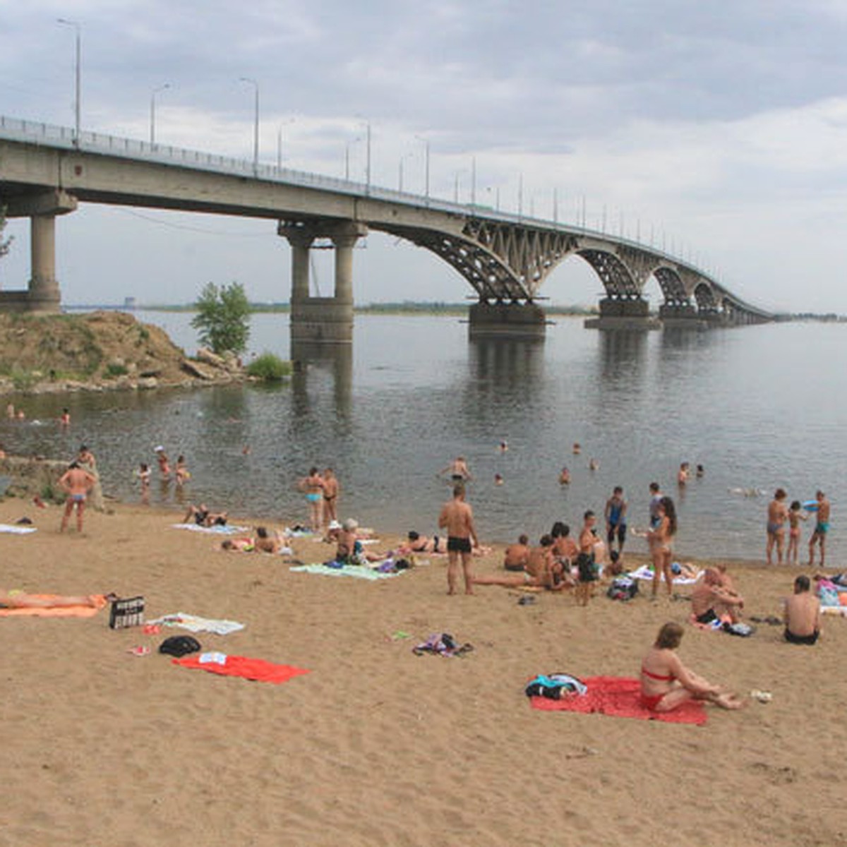 В Саратовской области из 110 пляжей заявили о себе менее половины - KP.RU