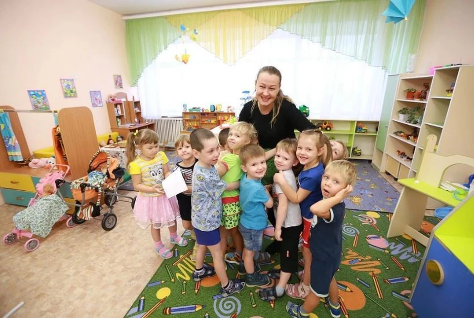 Вложения в социальную сферу - строительство современных детсадов, школ, больниц - это тоже путь привлечения инвесторов.
