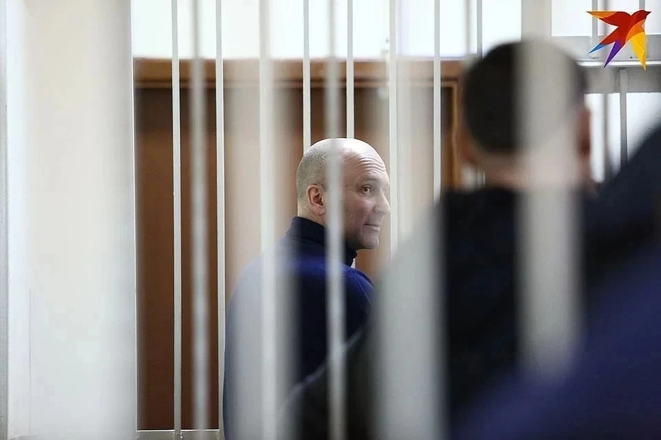 Андрея Втюрина обвиняли в получении взяток на сумму не меньше 190 000 долларов и подстрекательстве к даче взятки