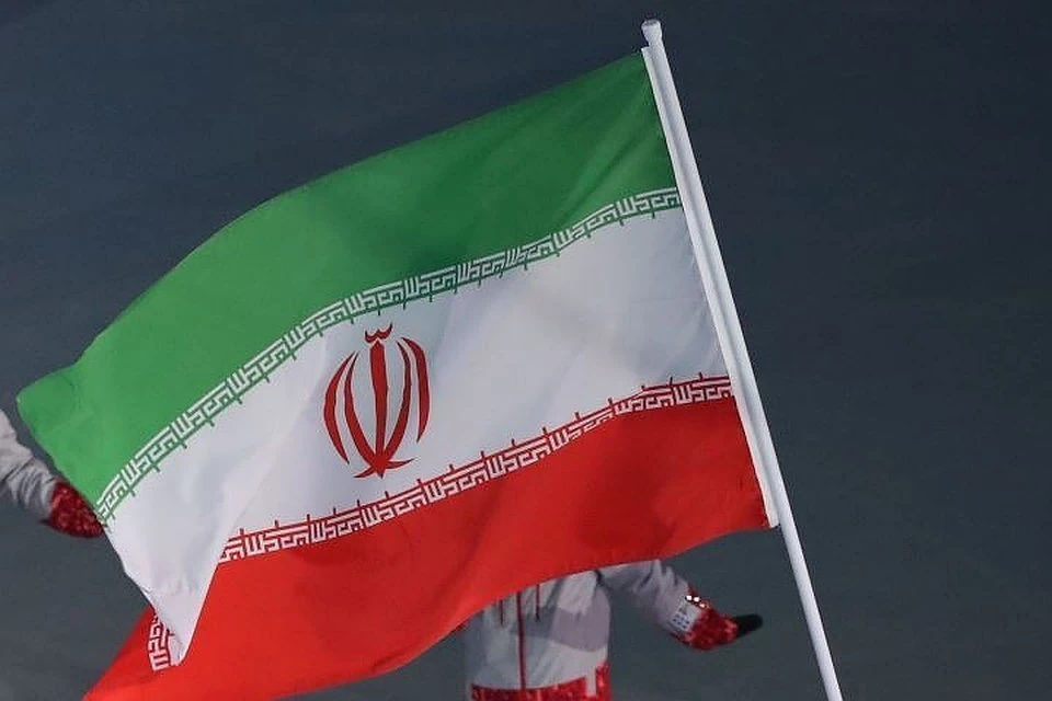 Иран отработал атаку на американский авианосец