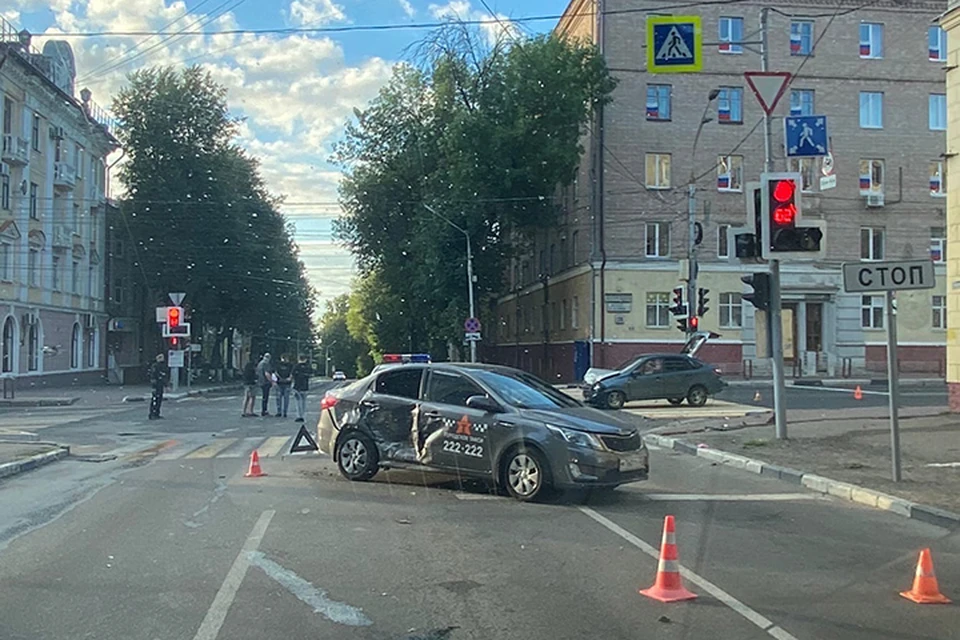 Фото: vk.com, "ЧП и ДТП Брянск".