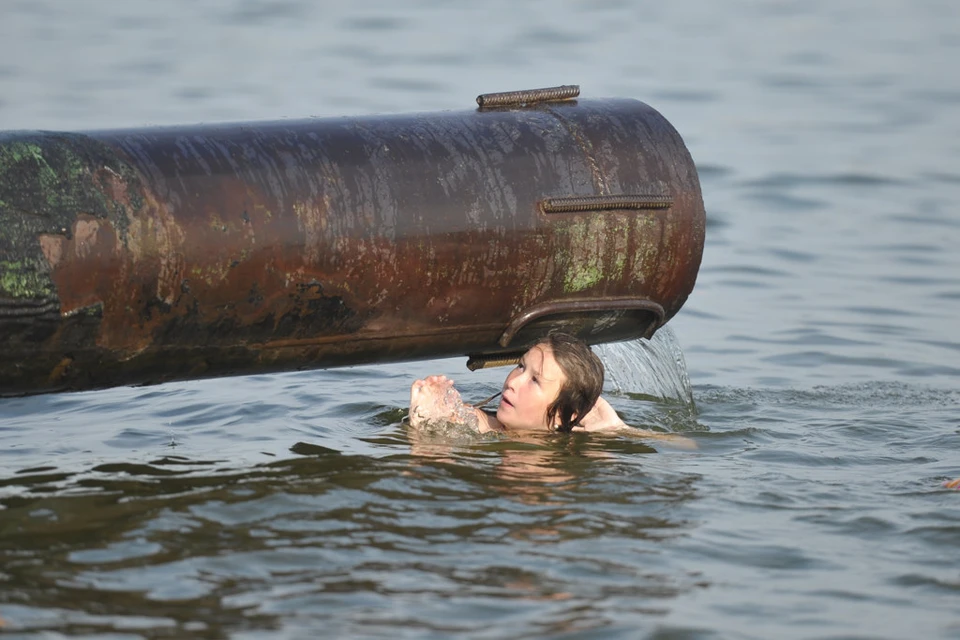 Многие водоемы в регионе оказались сильно загрязнены.