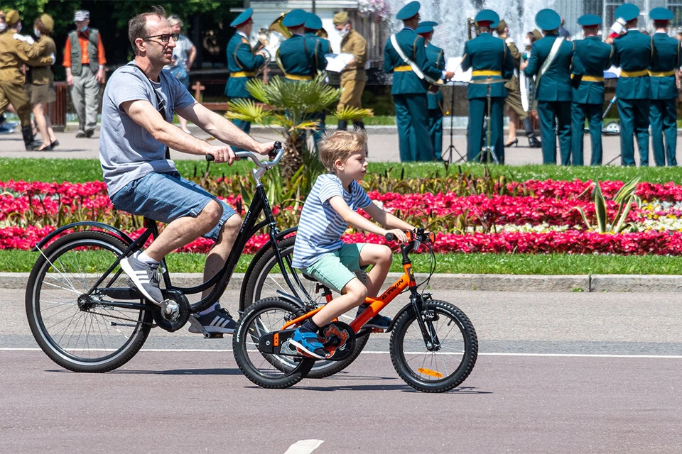 Управляемый велосипед. Как мы можем управлять велосипедами в общественных парках?.