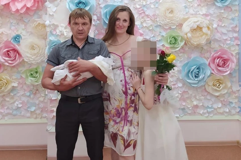 На свет появилась девочка весом 3,8 килограмма. Фото: отдел пропаганды УГИБДД по Ростовской области.