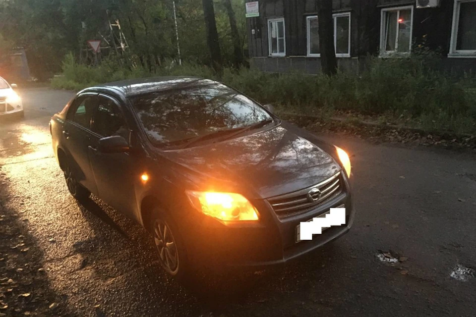 Девочка-велосипедистка попала под машину в Хабаровске