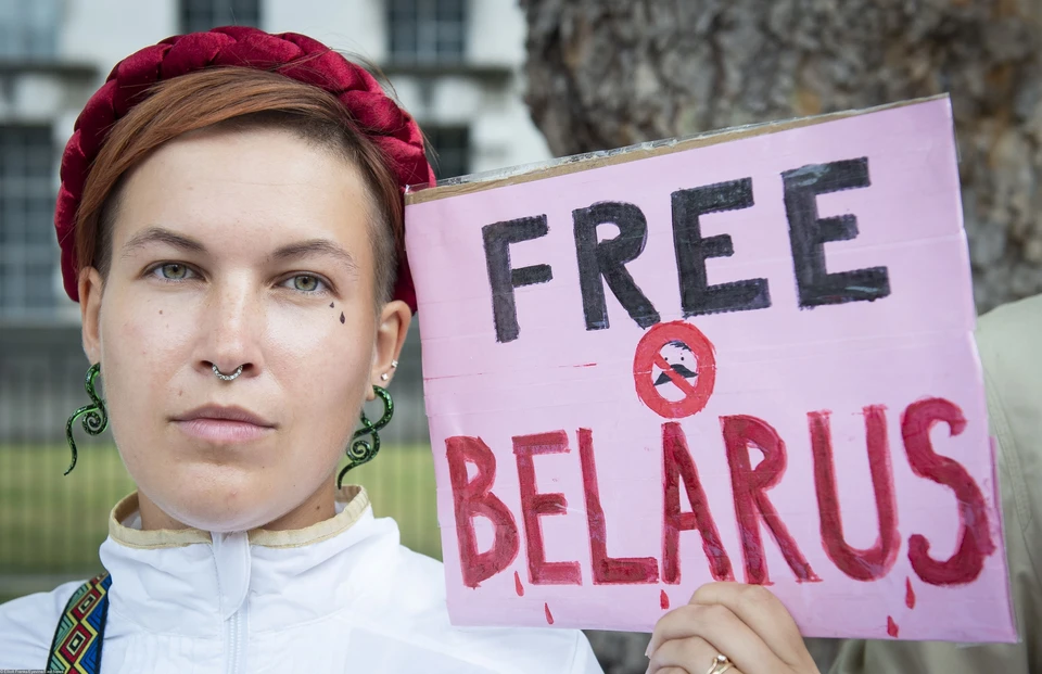 Сколько будет стоить "свобода" Беларуси?