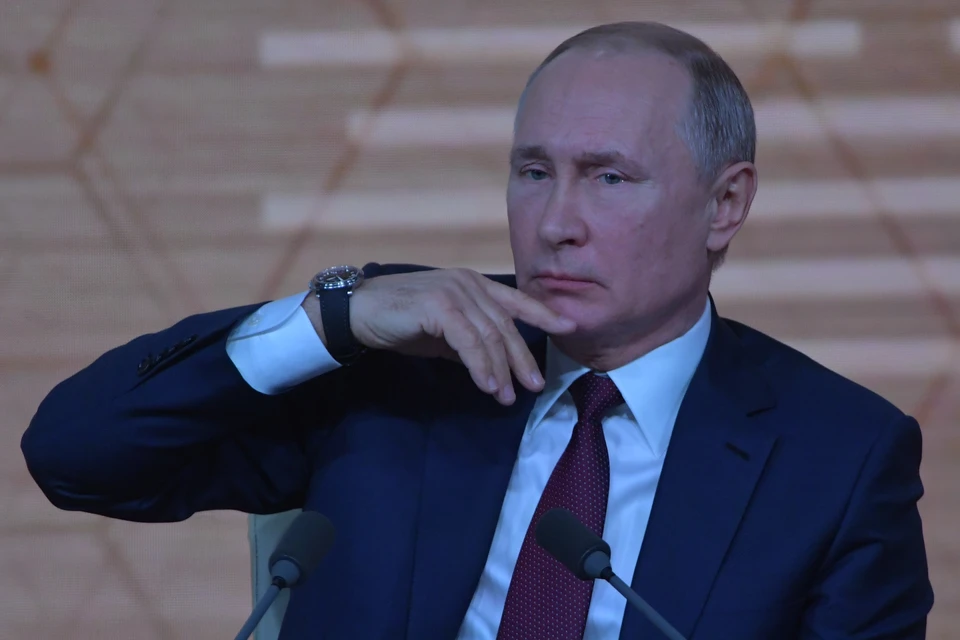 Путин обратил внимание глав регионов на вопрос безработицы