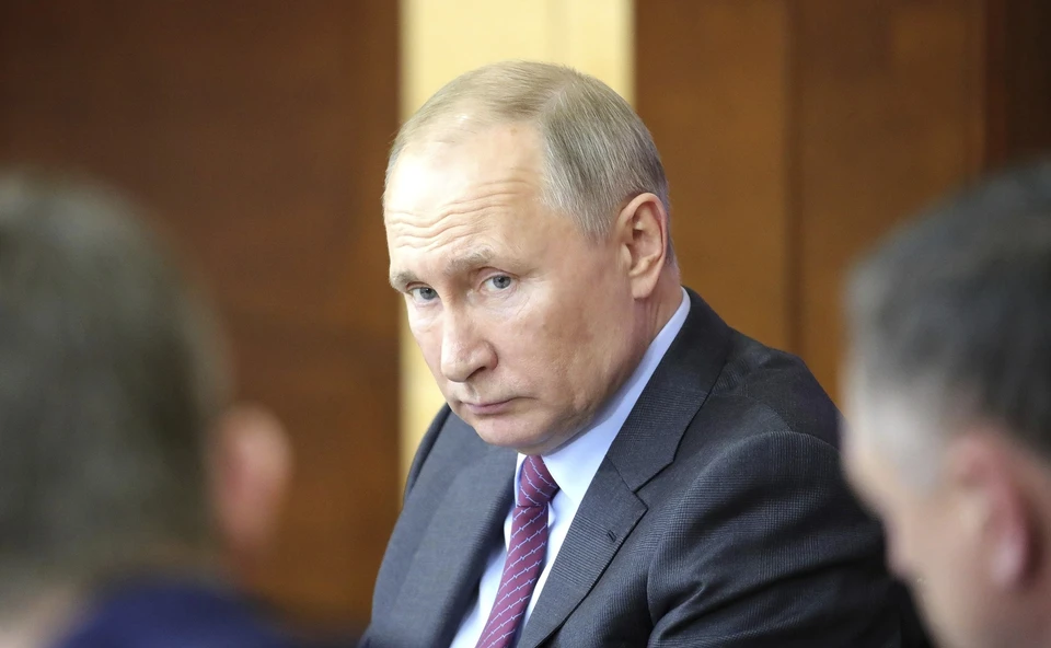 Владимир Путин надеется на мирное разрешение ситуации в республике