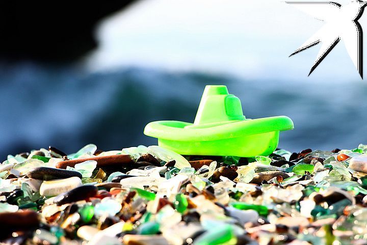 Из-за стихии Владивосток лишился стеклянного пляжа