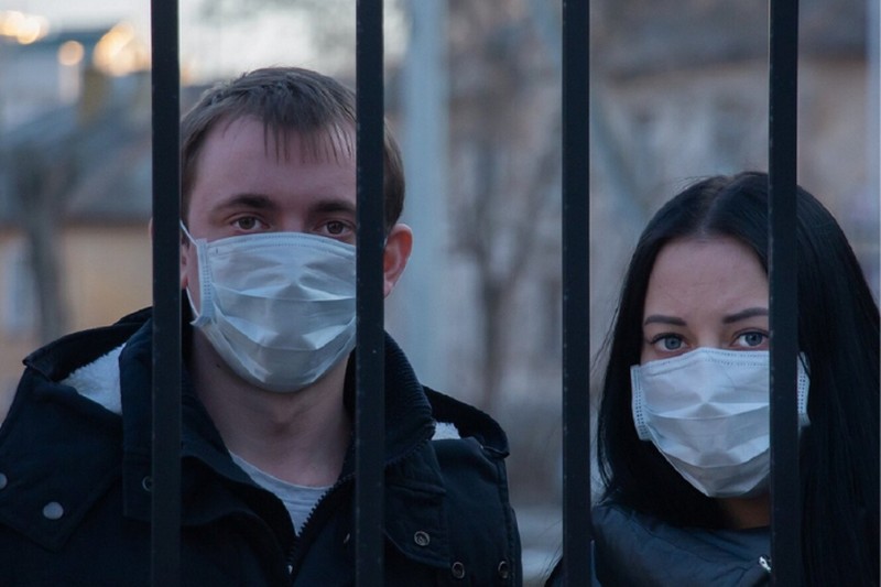 Не всем легко смирится с ковидными изменениями в жизни.