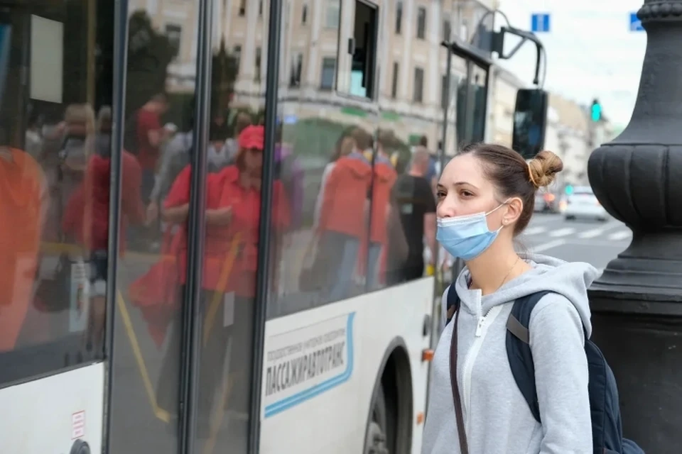 В Санкт-Петербурге на 1 млн человек уменьшился пассажиропоток.