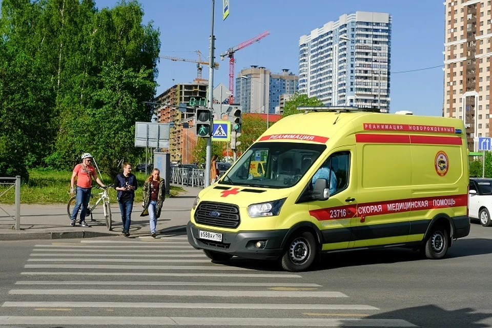 Мальчика госпитализировали в больницу с переломом позвоночника