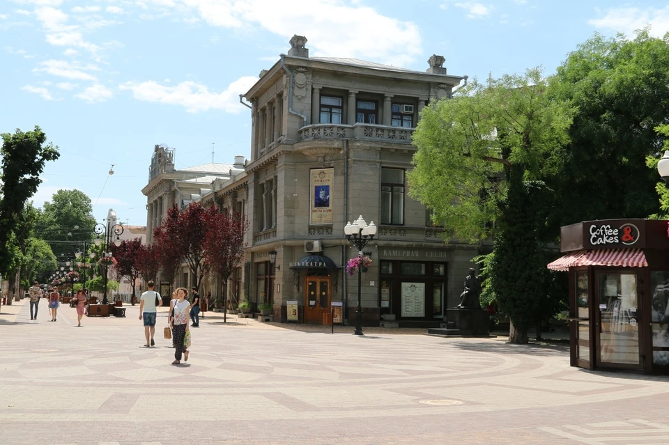 Прием граждан также приостановили структурные подразделения горадминистрации.