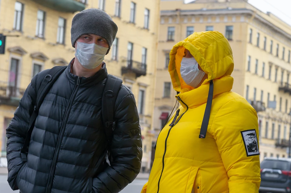 В Петербурге вновь растет число заболевших коронавирусом.