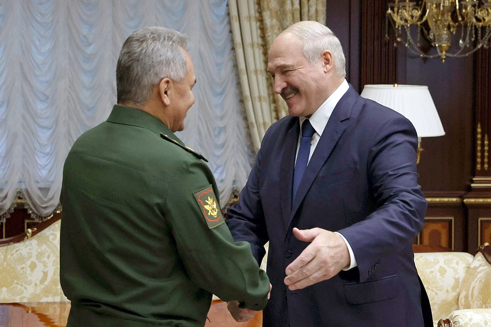Лукашенко подчеркнул, что никому не удастся "забить клин" между Россией и Белоруссией. Фото: Максим Гучек/БелТА/ТАСС