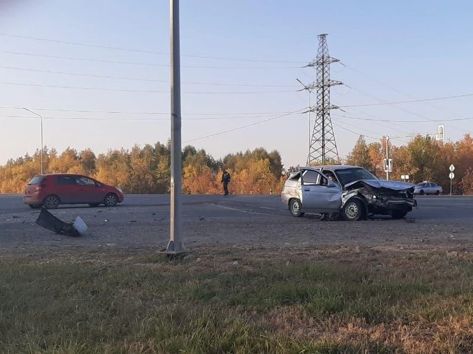 Два ВАЗа столкнулись на трассе