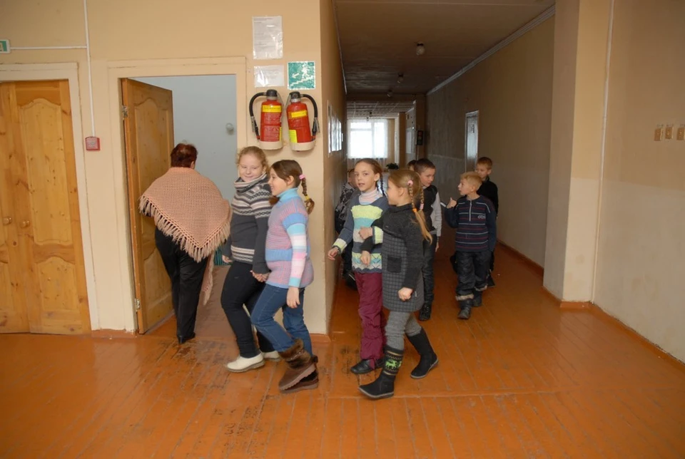 Три школы в Тульской области попались на коронавирусных нарушениях