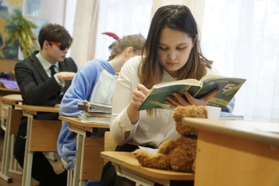 Омские школьники уйдут на каникулы в привычное время.