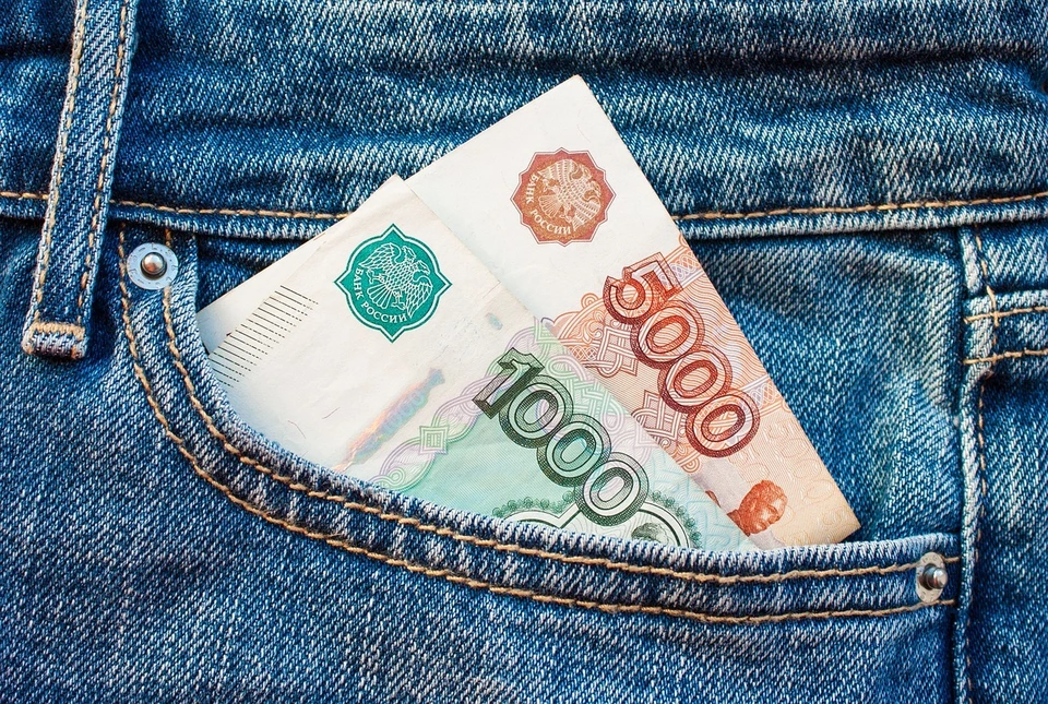 Покупая билеты на поезд, муравленковец отдал деньги мошенникам