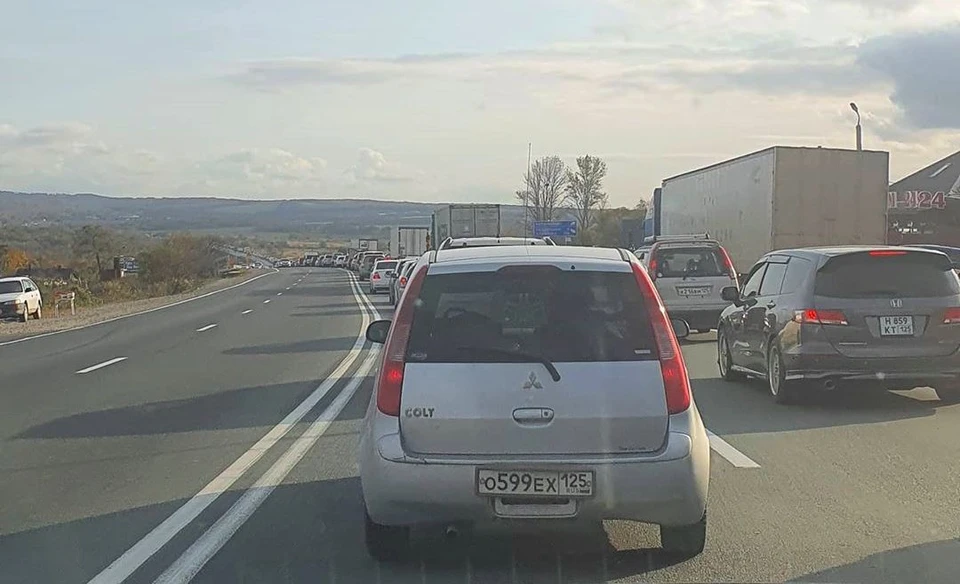 Пробка в Кипарисово. Фото: instagram.com/nadega.inform