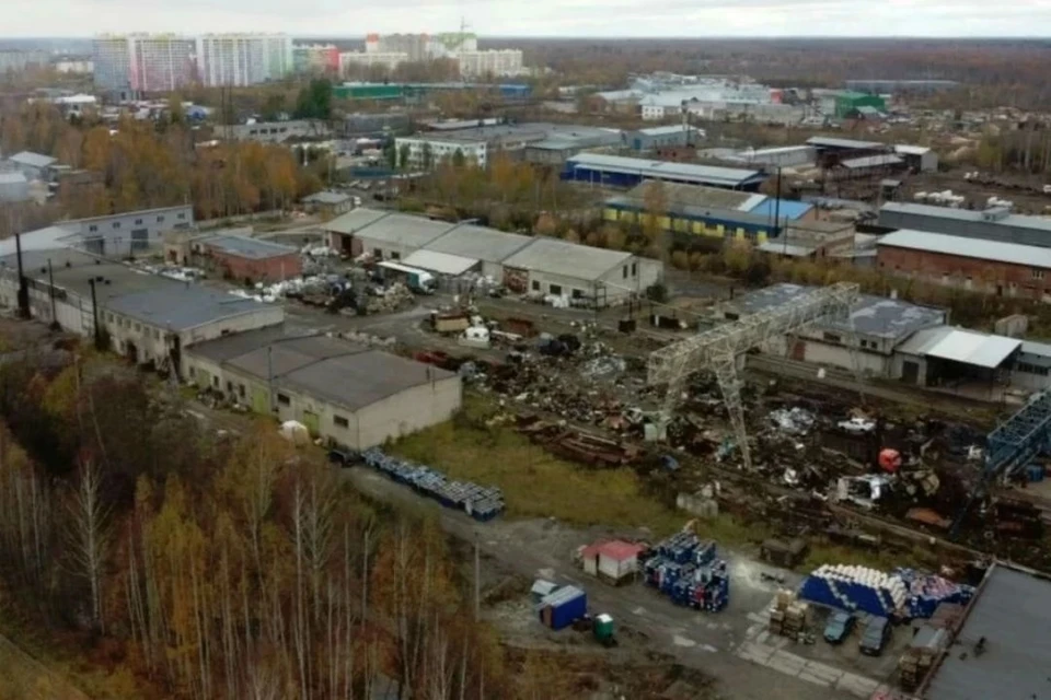 Жители микрорайона «Озерки» неоднократно жаловались на выбросы с соседнего предприятия. Фото: admkirov.ru