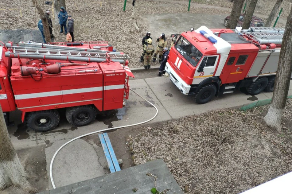 В Ростове человек пострадал при пожаре. Фото: ГУ МЧС
