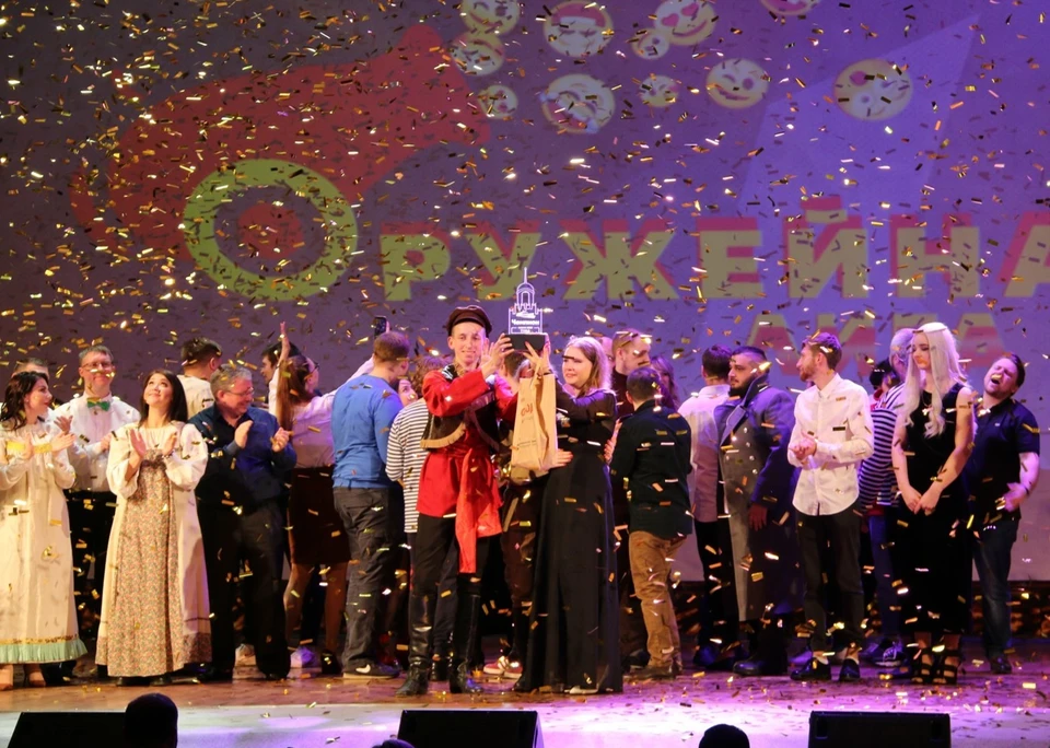 Первое место в финальной игре «Оружейной лиги» КВН тульская команда поделила с Егорьевском
