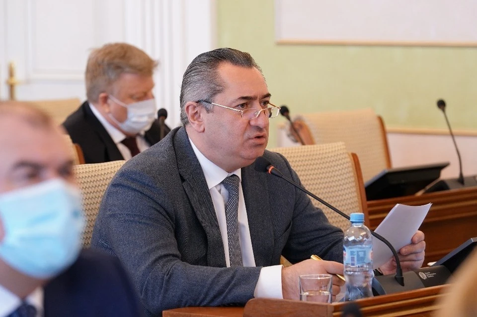 Марзаев отметил, что с их стороны делается многое, однако, всему виной пьяные водители.